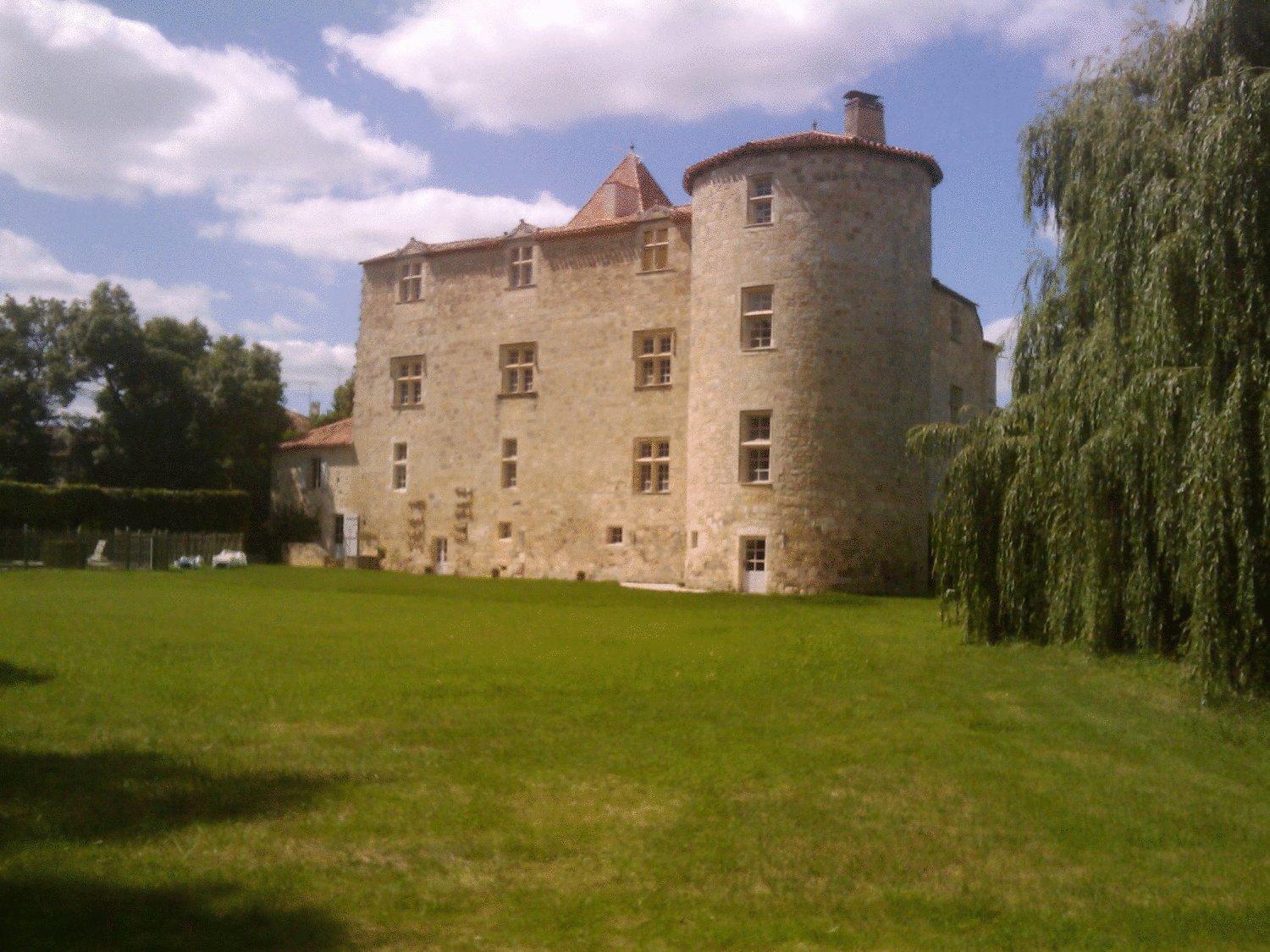 Chateau De Fourcès Kültér fotó